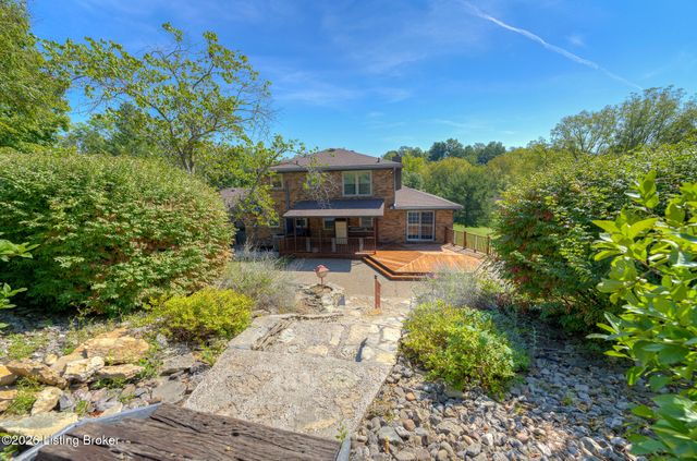 203 Ridge Rd, Shepherdsville, KY 40165
