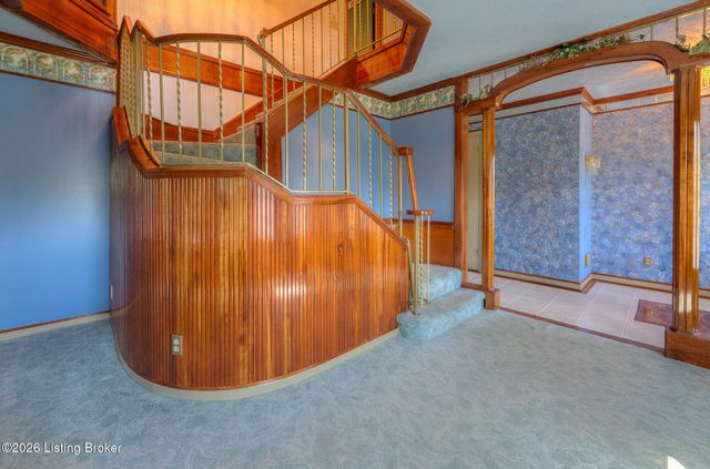 203 Ridge Rd, Shepherdsville, KY 40165