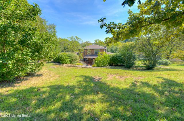 203 Ridge Rd, Shepherdsville, KY 40165