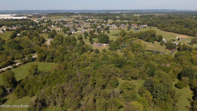 203 Ridge Rd, Shepherdsville, KY 40165