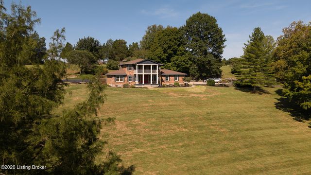 203 Ridge Rd, Shepherdsville, KY 40165