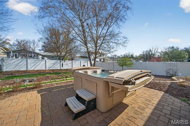 55 Constellation Hill, St Peters, MO 63376