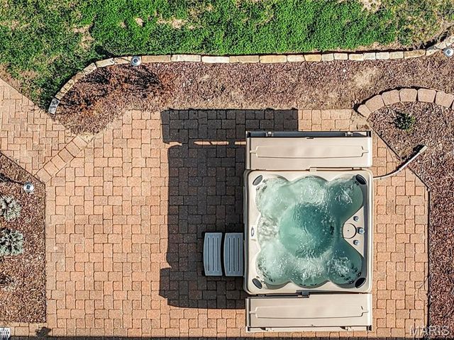 55 Constellation Hill, St Peters, MO 63376