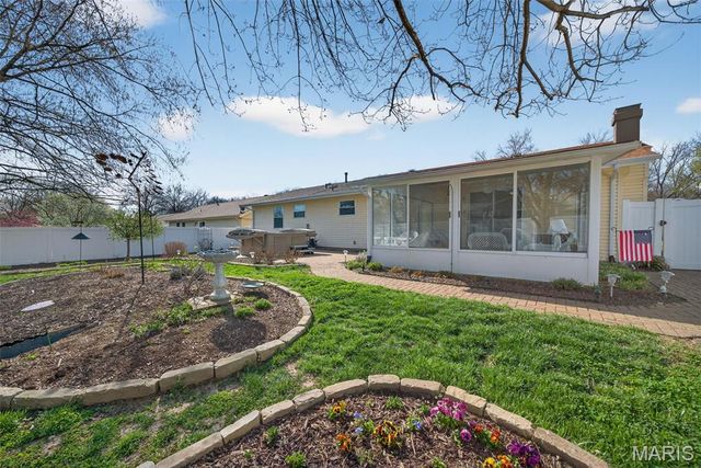 55 Constellation Hill, St Peters, MO 63376