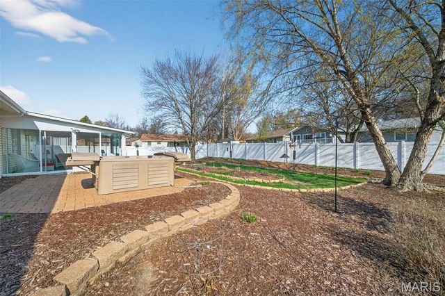 55 Constellation Hill, St Peters, MO 63376