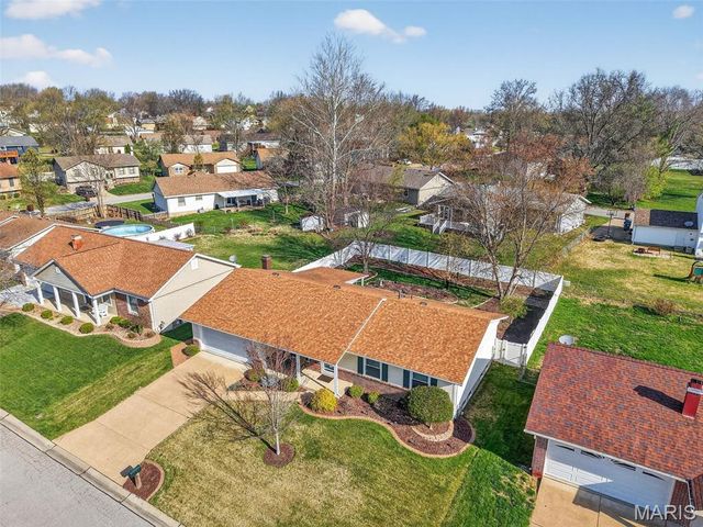 55 Constellation Hill, St Peters, MO 63376