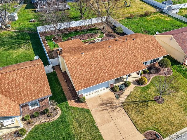 55 Constellation Hill, St Peters, MO 63376