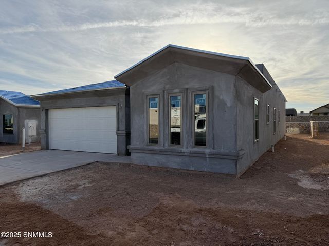 7573 Clarion Way, Las Cruces, NM 88012
