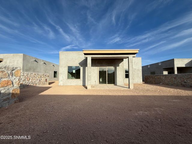 7573 Clarion Way, Las Cruces, NM 88012