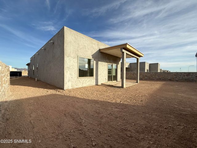 7573 Clarion Way, Las Cruces, NM 88012