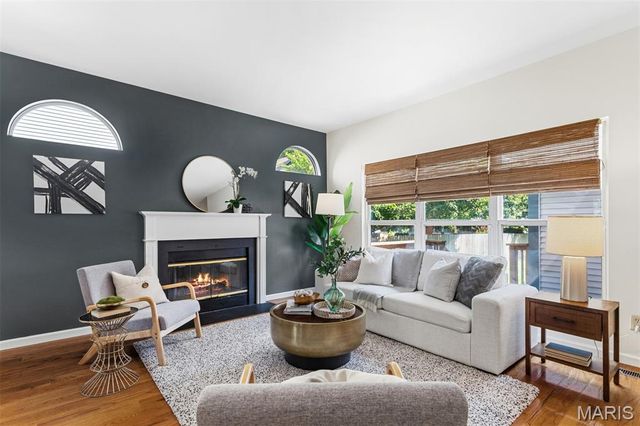 4157 Westminster Place, St Louis, MO 63108