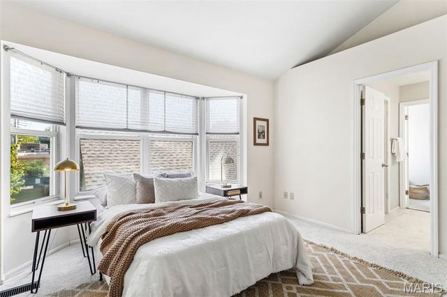 4157 Westminster Place, St Louis, MO 63108