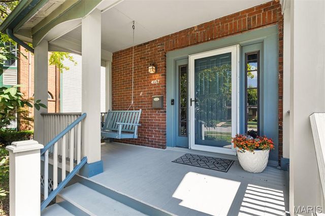 4157 Westminster Place, St Louis, MO 63108
