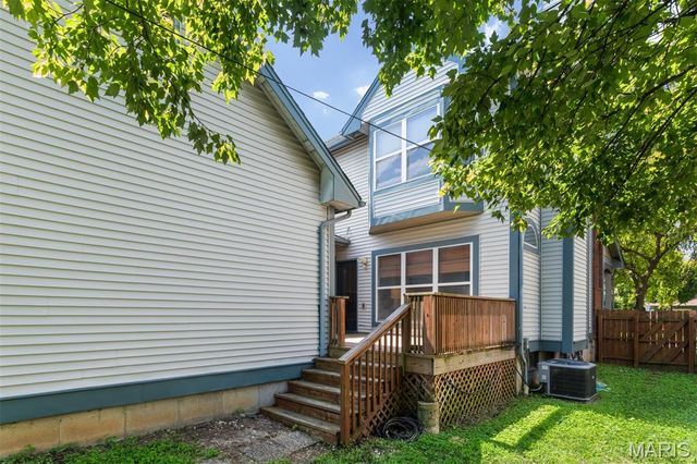 4157 Westminster Place, St Louis, MO 63108