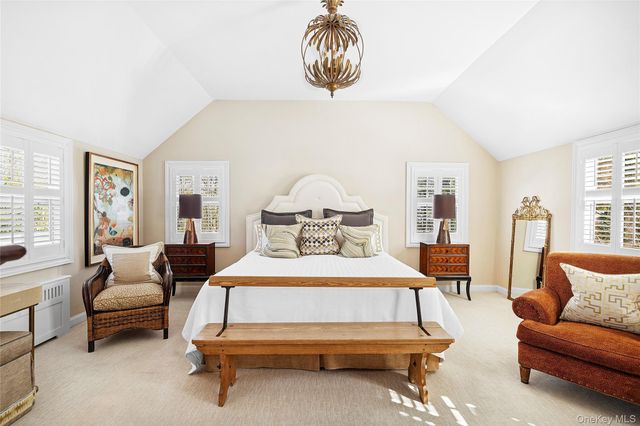 39 Barkers Point Road, Sands Point, NY 11050