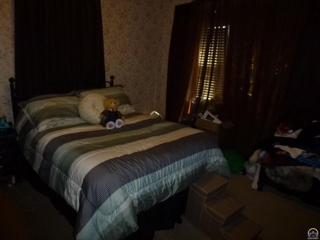 712 W 6th Ave, Emporia, KS 66801