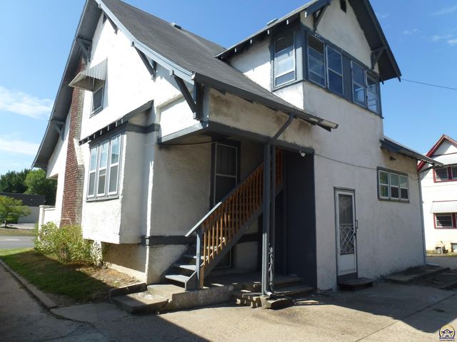 712 W 6th Ave, Emporia, KS 66801