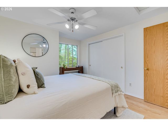 6160 Sw ALICE Ln APT304B, Beaverton, OR 97008