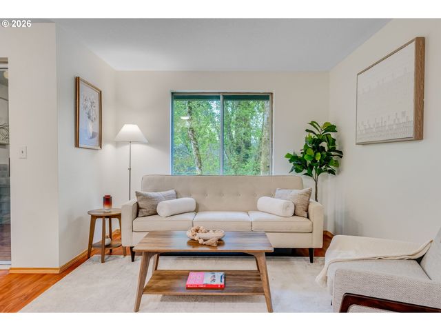 6160 Sw ALICE Ln APT304B, Beaverton, OR 97008