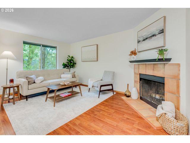 6160 Sw ALICE Ln APT304B, Beaverton, OR 97008