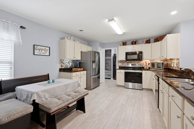 1009 Sunnymeadow Pl., Little River, SC 29566