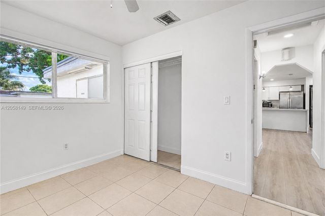 8720 NW 11th St, Pembroke Pines, FL 33024