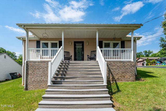 1701 Highpoint Avenue, Kingsport, TN 37665