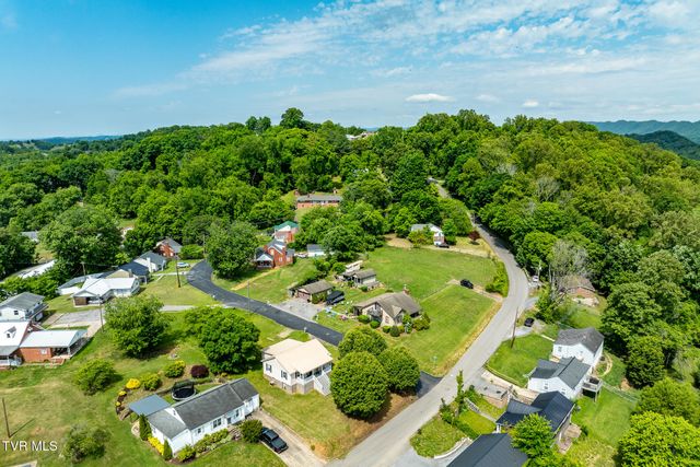 1701 Highpoint Avenue, Kingsport, TN 37665