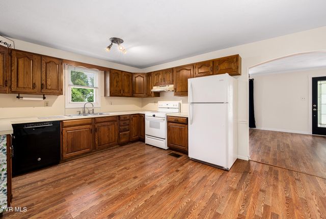 1701 Highpoint Avenue, Kingsport, TN 37665