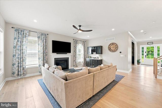 223 LILY LN, Kennett Square, PA 19348