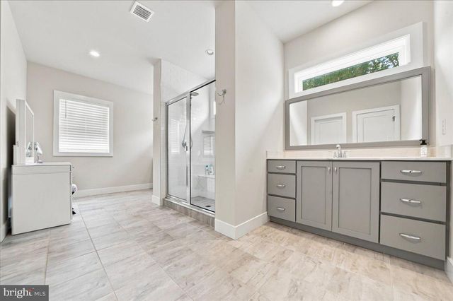 223 LILY LN, Kennett Square, PA 19348
