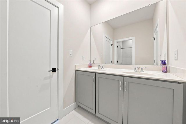 223 LILY LN, Kennett Square, PA 19348