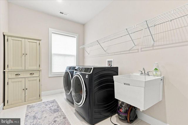 223 LILY LN, Kennett Square, PA 19348