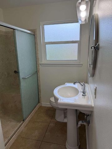 218 SW Rose Marie Lane, Fort Walton Beach, FL 32548