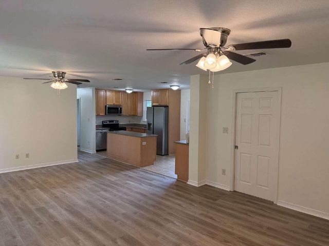218 SW Rose Marie Lane, Fort Walton Beach, FL 32548