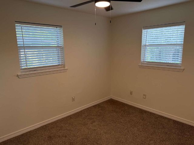 218 SW Rose Marie Lane, Fort Walton Beach, FL 32548