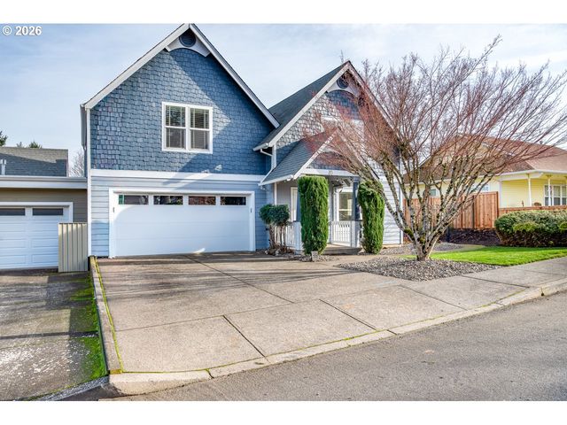 38 DENMARK Loop, Silverton, OR 97381