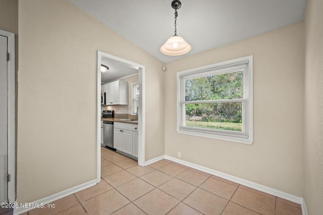 909 WESTGATE Drive, Jacksonville, FL 32221