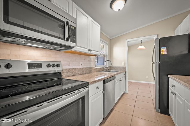 909 WESTGATE Drive, Jacksonville, FL 32221