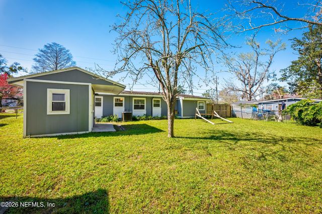 909 WESTGATE Drive, Jacksonville, FL 32221