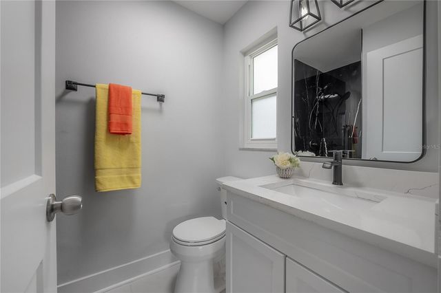 1911 W CHERRY STREET, Tampa, FL 33607