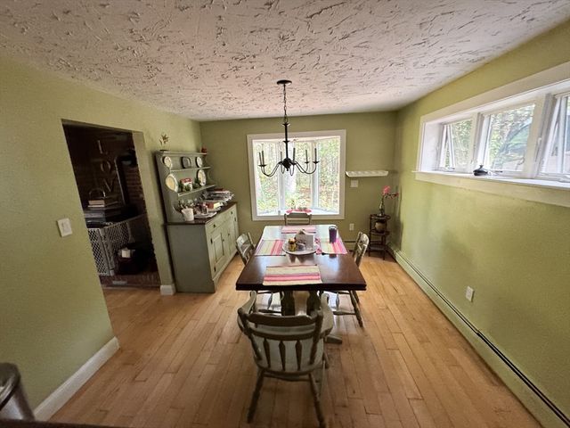 25 Edith Dr, Tewksbury, MA 01876