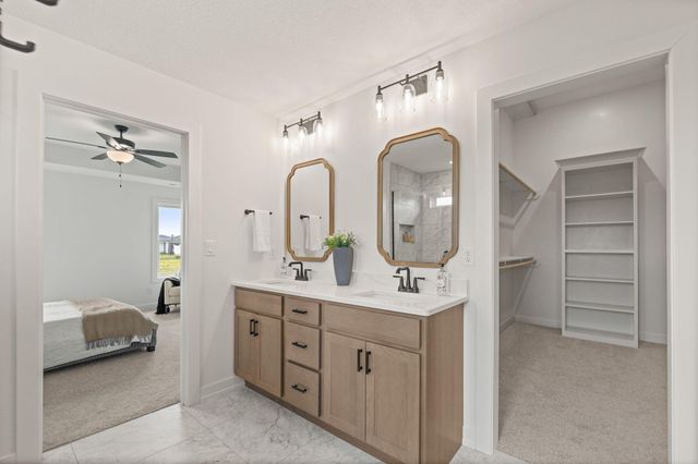 4613 ESTACADA DR, Columbia, MO 65201