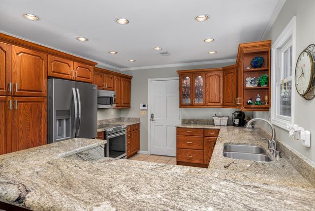 120 BLUEBERRY RD, Eads, TN 38028