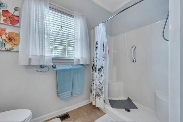 5516 Mountain Village DR, Roanoke, VA 24018