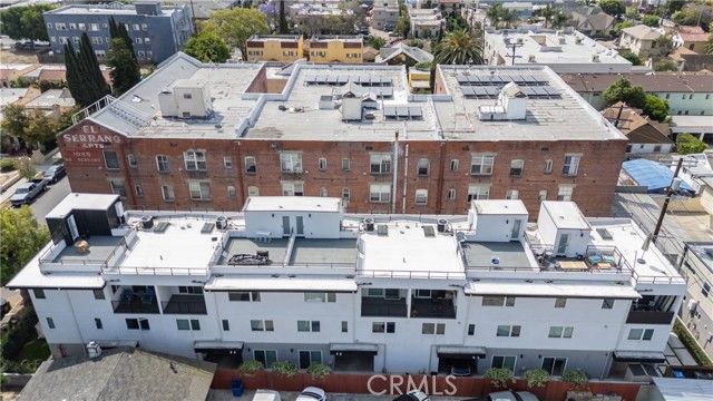 1035 N Serrano, Los Angeles, CA 90029