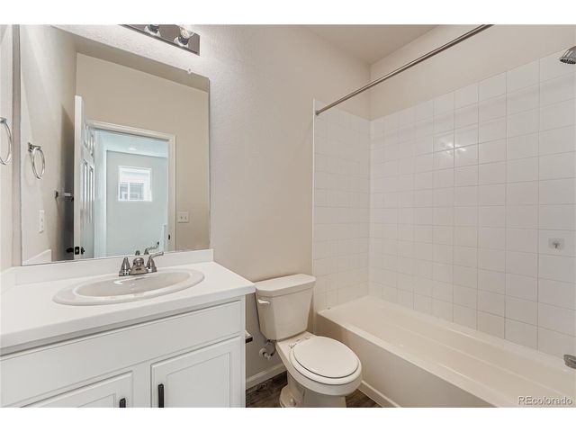 24374 E 42nd Ave, Aurora, CO 80019