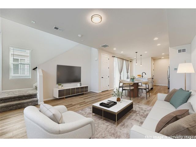 24374 E 42nd Ave, Aurora, CO 80019