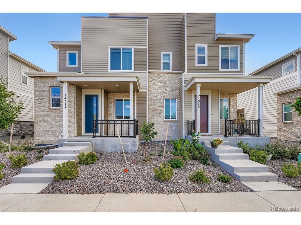 24374 E 42nd Ave, Aurora, CO 80019