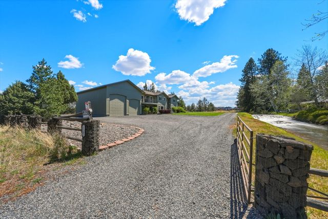 21283 Dove Lane, Bend, OR 97702